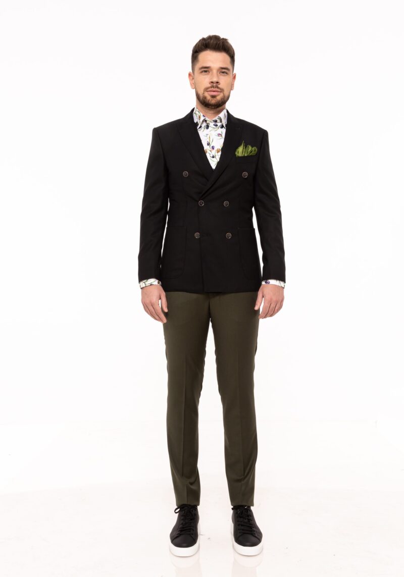 Sacou TRENDS negru la două rânduri de nasturi 100% lână pură virgină merinos extra fină. - Trends By Adina Buzatu Sacou TRENDS negru la două rânduri de nasturi 100% lână pură virgină merinos extra fină. - Trends By Adina Buzatu