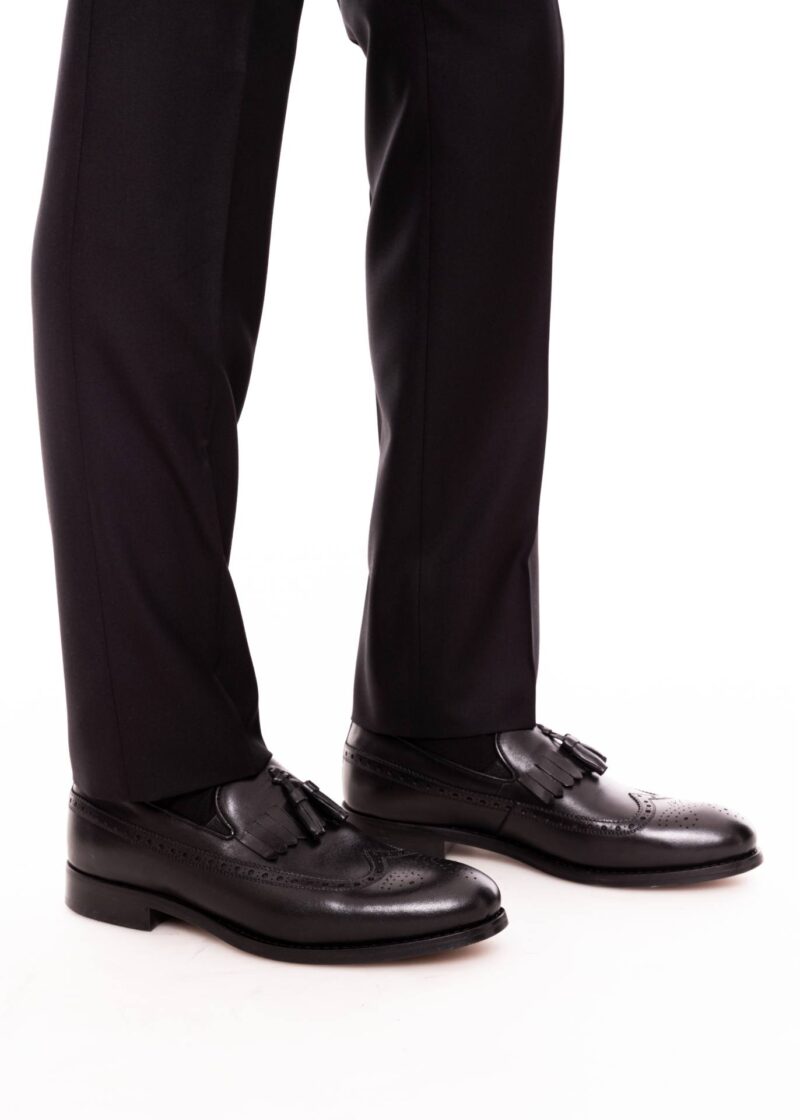 Mocasini TRENDS negri cu ciucuri din piele naturală - Trends By Adina Buzatu